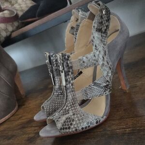 Alexandre Birman Gray Snakeskin Heels
